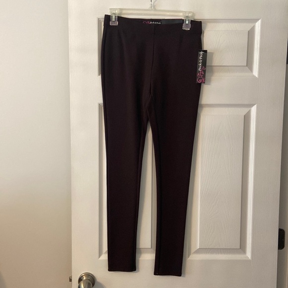 Peck & Peck Pants - Peck & Peck Ultimate Knit Slim Pant size 4 color brown brand new inseam 28”